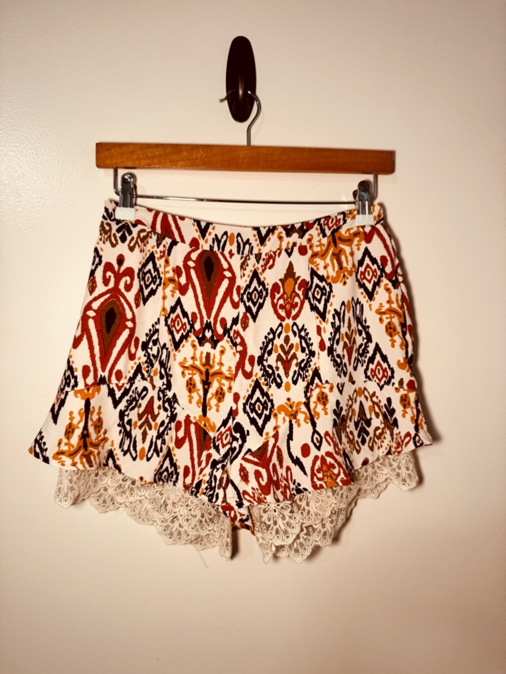 Boho feminine lace underlay skirty shorts rust navy ikat print